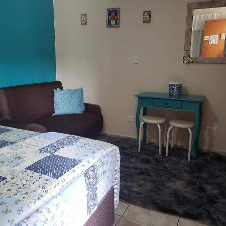 Suites Ambiente Familiar -Prox Do Thermas Águas de São Pedro Buitenkant foto