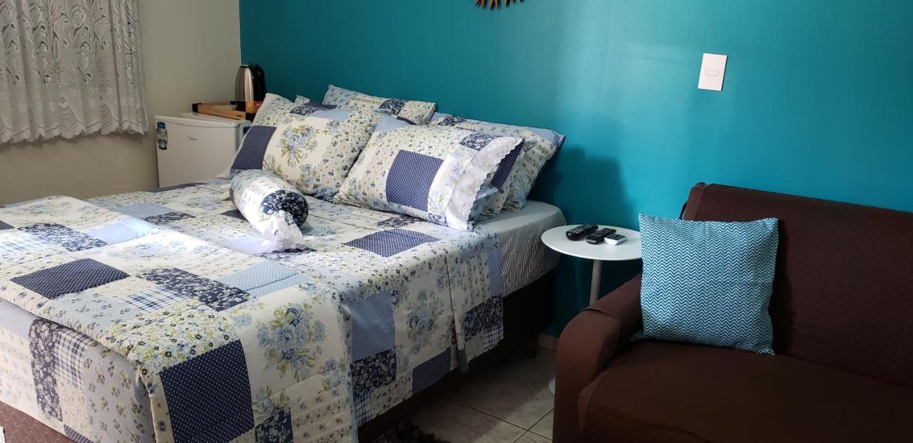 Suites Ambiente Familiar -Prox Do Thermas Águas de São Pedro Buitenkant foto