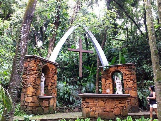 Suites Ambiente Familiar -Prox Do Thermas Águas de São Pedro Buitenkant foto